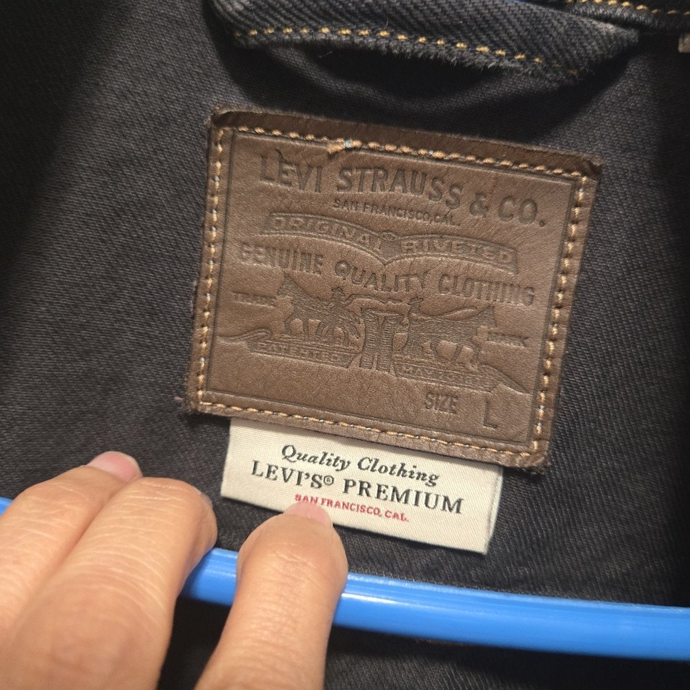 Levi's vest with custom artwork size L - Picture 8 of 12